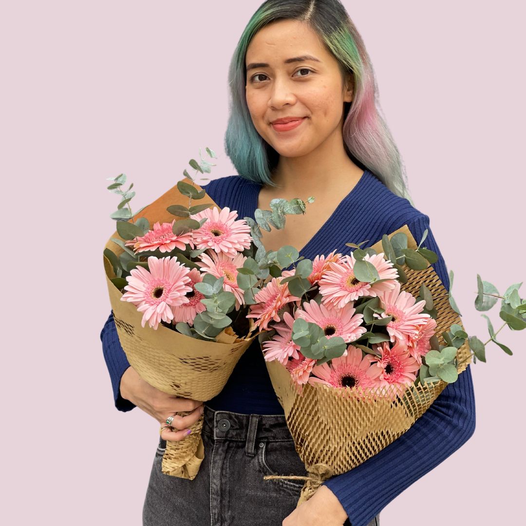 Pink Gerbera Happy Bunch