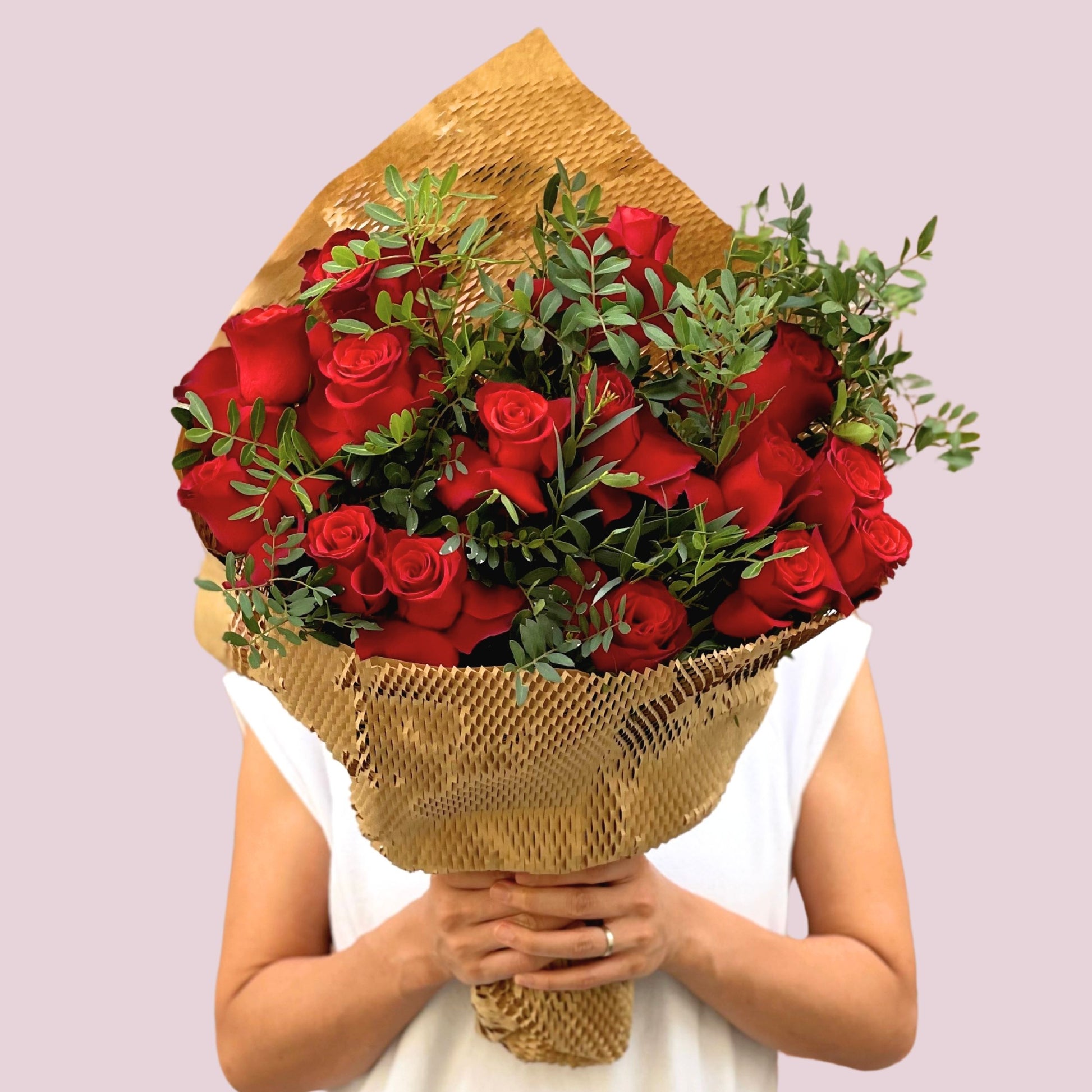 Red Rose Happy Bunch