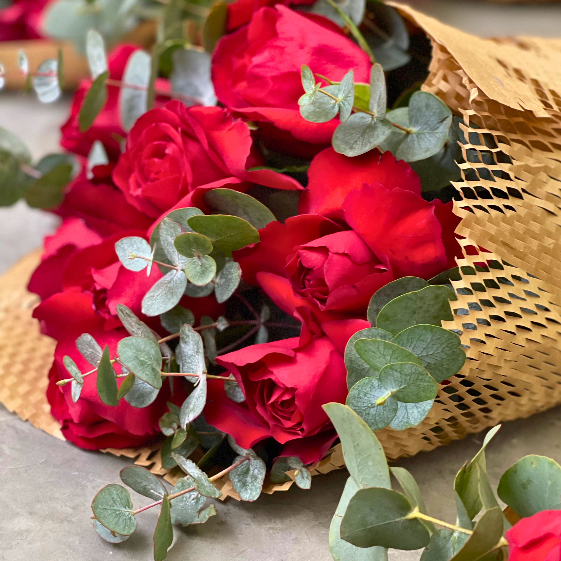 Red Rose Bouquet Happy Bunch