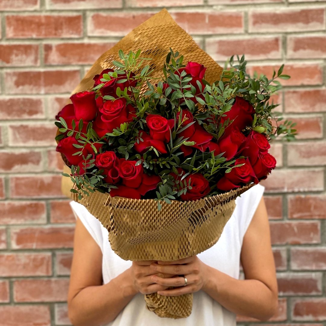 Red Rose Bouquet - Happy Bunch Malaysia (1102420U)
