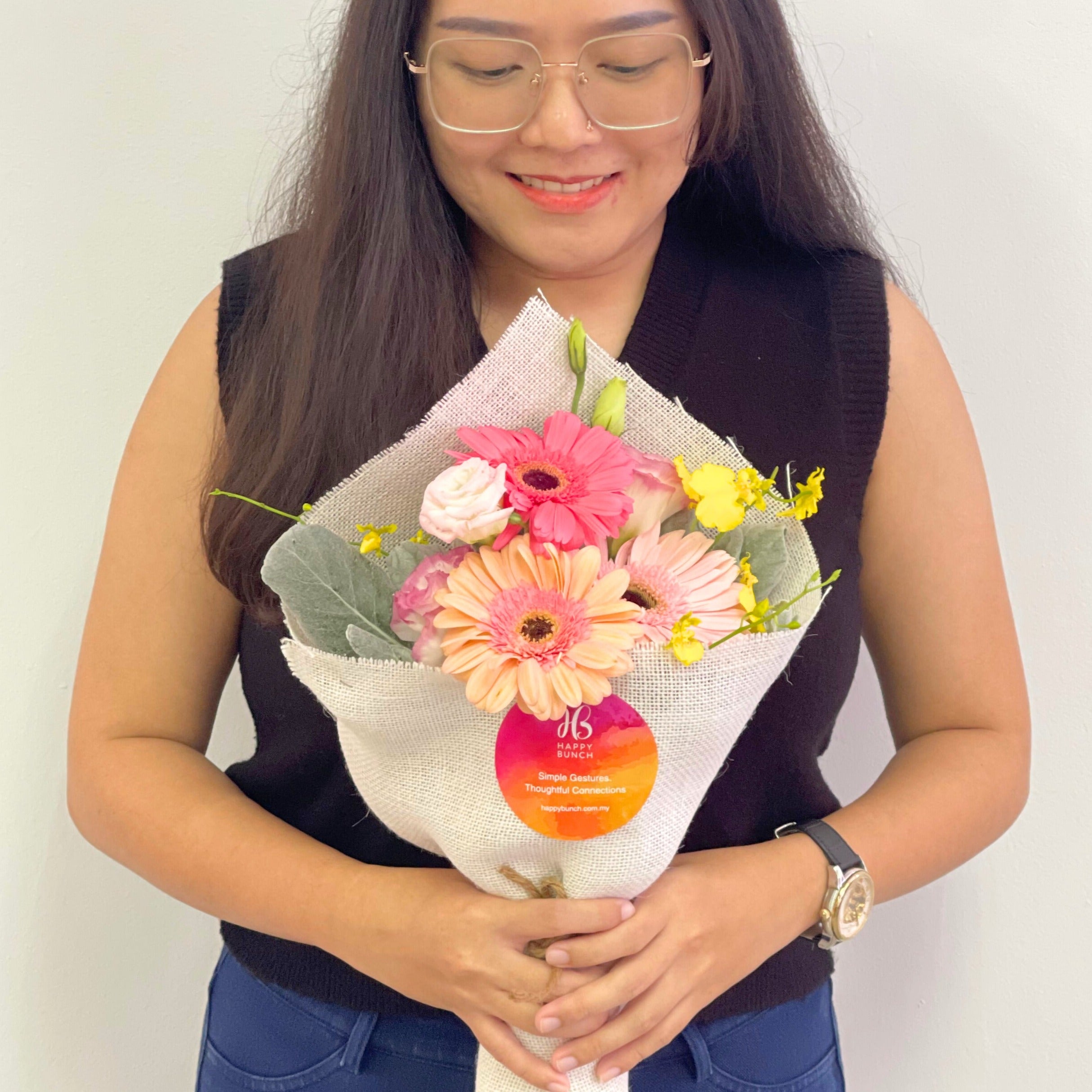 Red & White Roses Bouquet Happy Bunch Malaysia