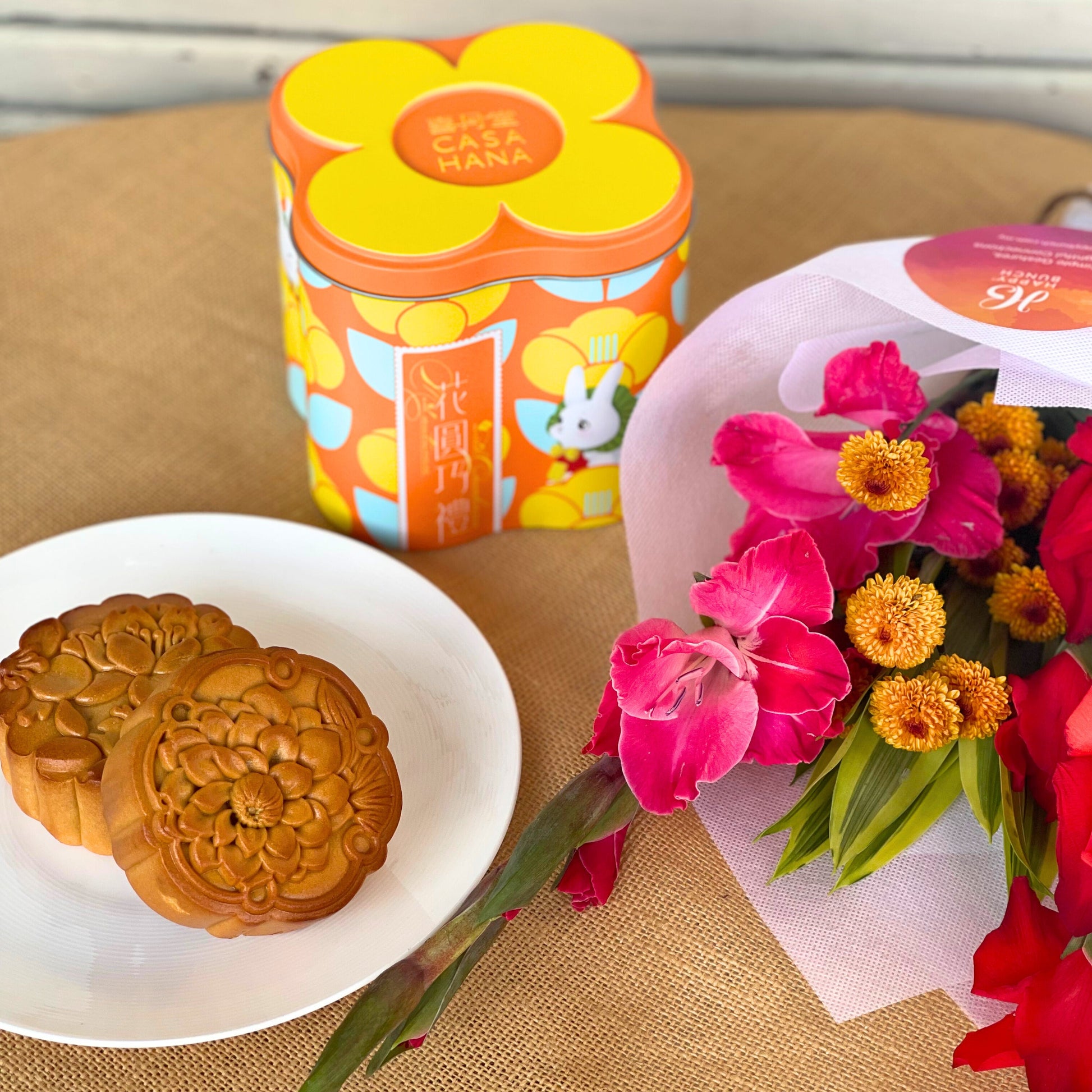 The Mid-Autumn Bloom & Casahana Mooncake Bundle Happy Bunch