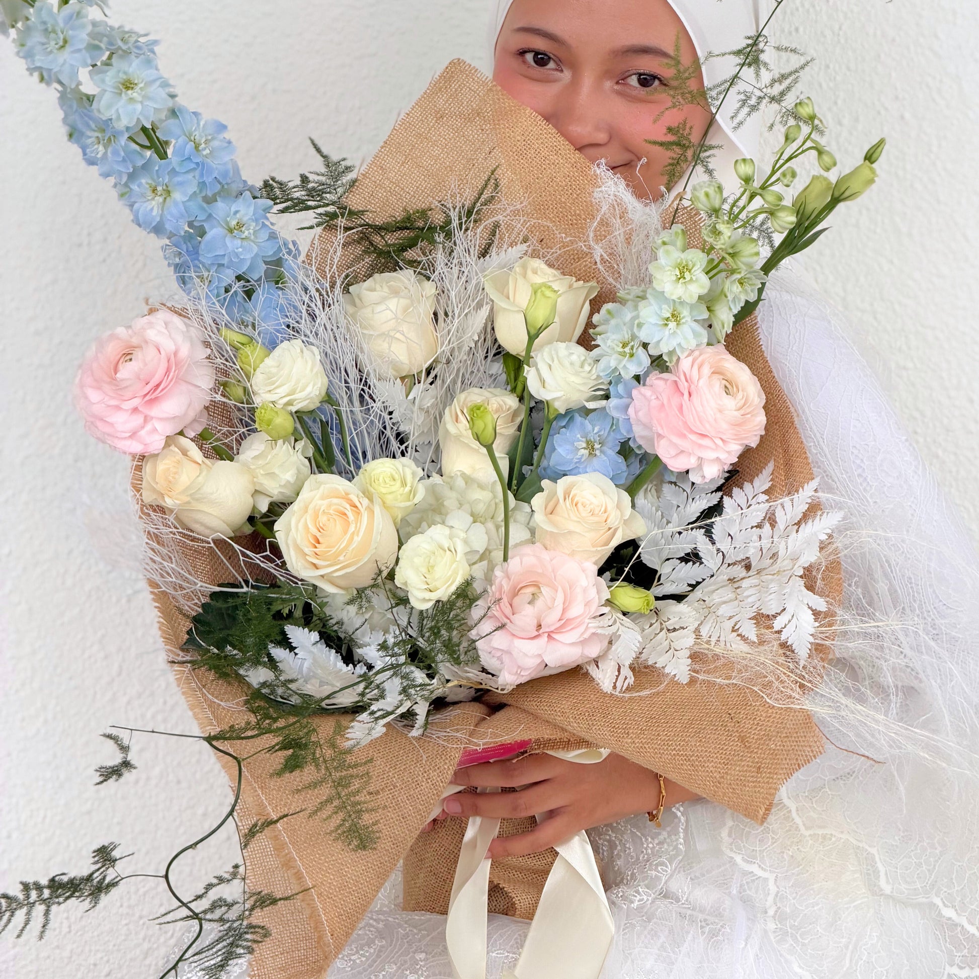 Cloud Dancer Happy Bunch