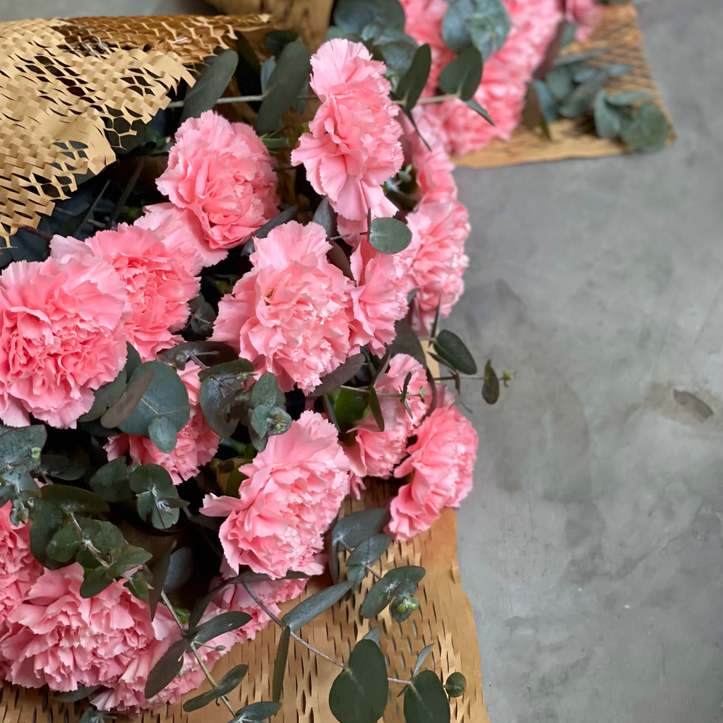 pink-carnations-bouquet-happy-bunch-malaysia